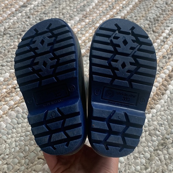 Stride Rite- like new rain boots! - Picture 4 of 4